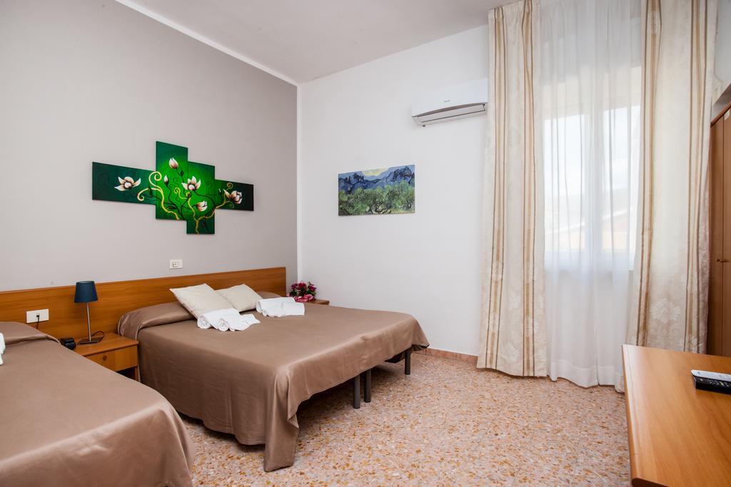 Hotel Il Cacciatore Orbetello Extérieur photo
