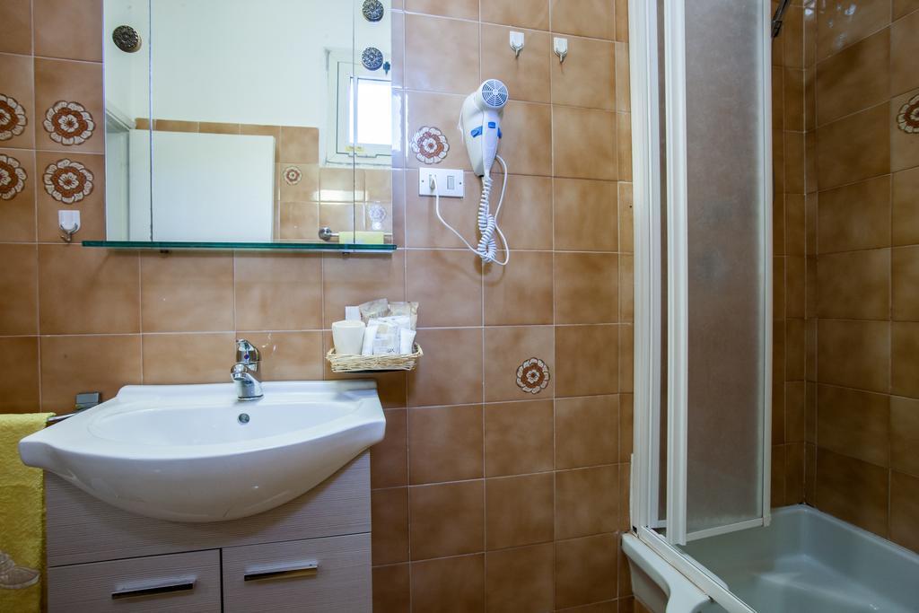 Hotel Il Cacciatore Orbetello Extérieur photo