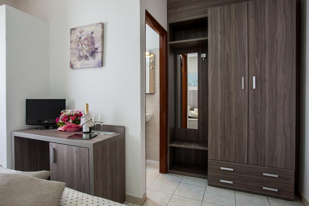 Hotel Il Cacciatore Orbetello Extérieur photo