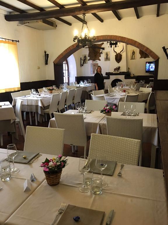 Hotel Il Cacciatore Orbetello Extérieur photo